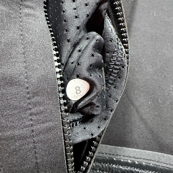 “RARE” Lululemon‎ Var-City Bomber Black / Heathered Black Size 8 - Picture 13 of 16